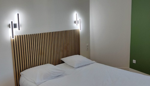 Standard Double Room, Ensuite, River View (CHAMBRE DOUBLE)