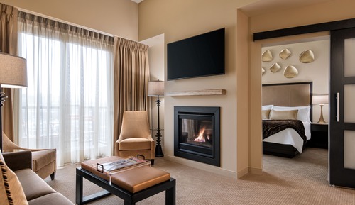 Superior Suite, 1 King Bed, City View