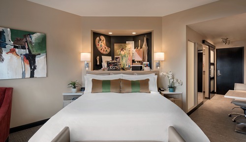 Deluxe Room, 1 King Bed