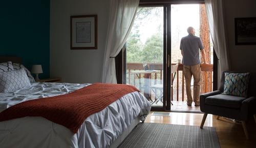Comfort Single Room, 1 Queen Bed