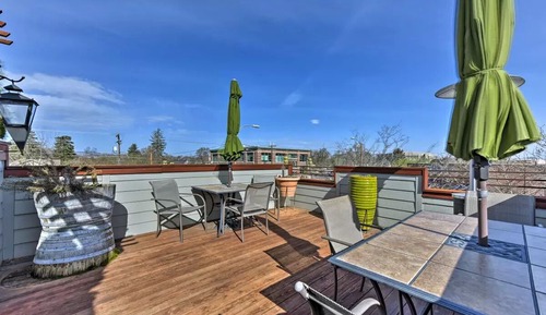 Loft, 1 King Bed, Kitchen, Mountain View