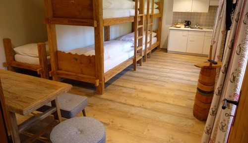 Room (Rigidalstock)