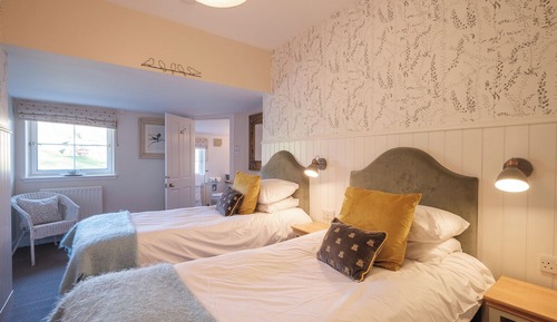 Cottage, 2 Bedrooms (Pine)