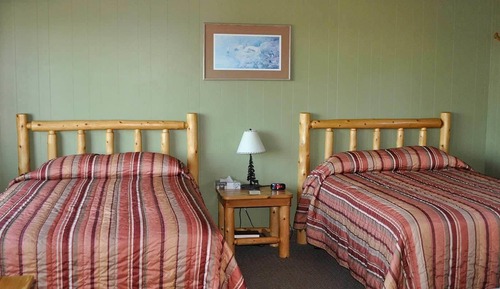 Room, 2 Double Beds, Lake View