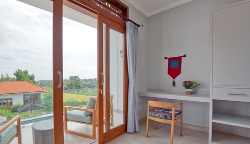 Lebah Villa III
