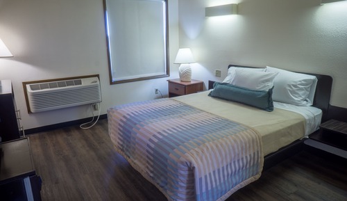 Standard Room, 1 King Bed (Single King)
