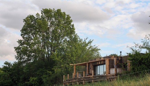 Romantic Cabin, Hill View