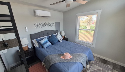 Comfort Cabin