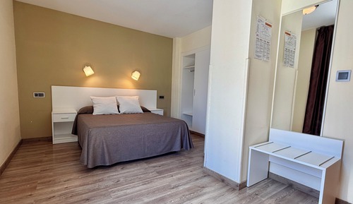 Classic Double or Twin Room, Balcony