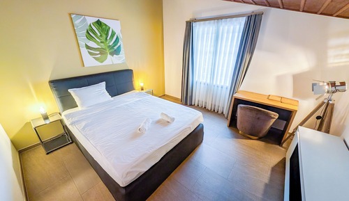 Triple Room, City View