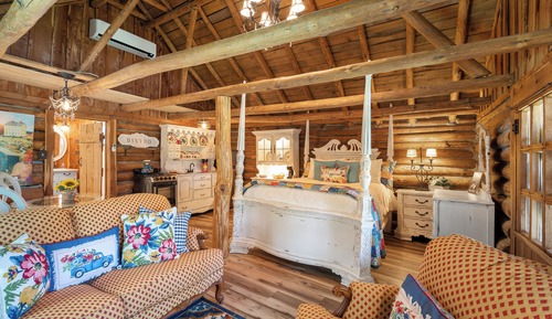 Cabin, 1 Queen Bed, Kitchen