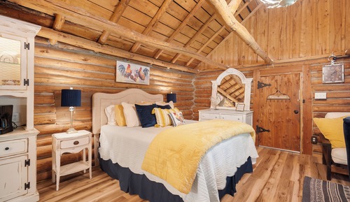 Cabin, 1 Queen Bed, Kitchen, Hill View