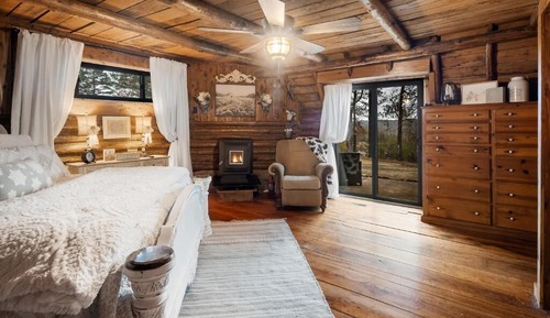 Cabin, 1 King Bed, Patio, Hill View