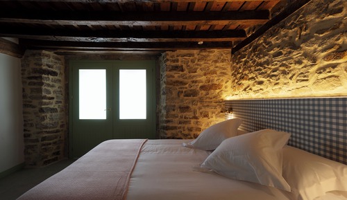 Economy Triple Room, Balcony, Garden View
