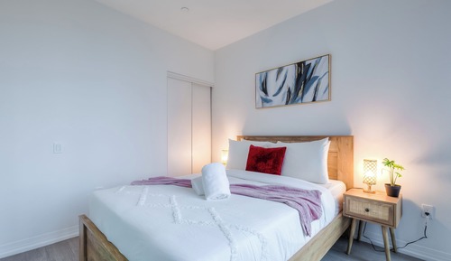 Executive Suite, 2 Bedrooms, Non Smoking, City View