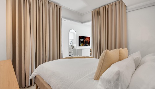 Deluxe Suite, 1 Bedroom, Non Smoking, City View