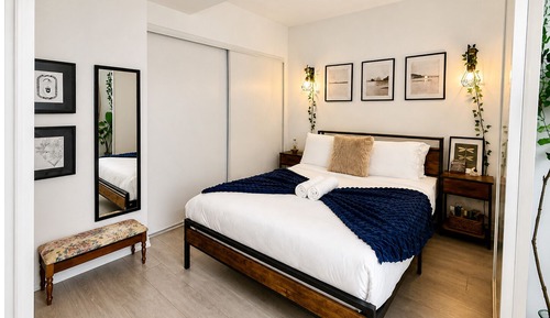 Junior Suite, 1 Queen Bed, Non Smoking, Private Bathroom