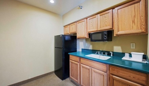2 Double, Kitchen, Non-Smoking