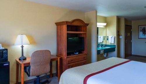 King Suite, Non-Smoking