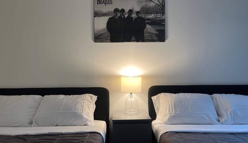 Deluxe Suite, Multiple Beds