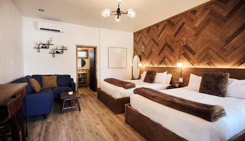 Deluxe Quadruple Room, 2 Queen Beds