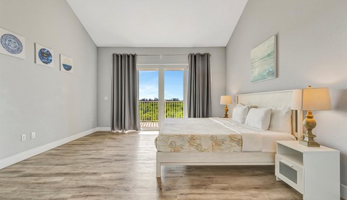 Deluxe Townhome, 3 Bedrooms, Balcony