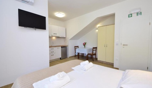 Apartment (One Bedroom Apartment with Terrace (5)