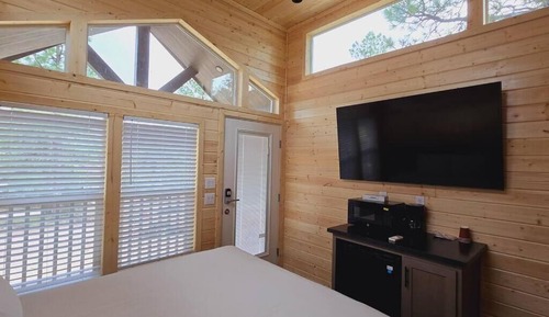 Luxury Cabin, 1 King Bed, Non Smoking