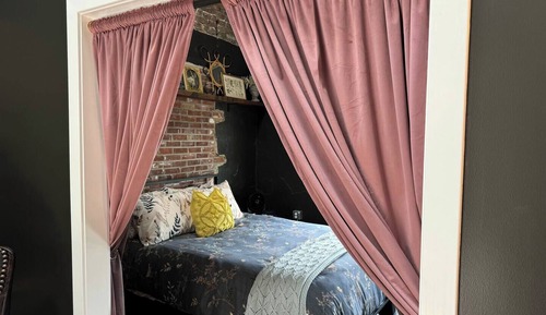 Suite, 1 Queen Bed with Sofa bed, Pets Allowed