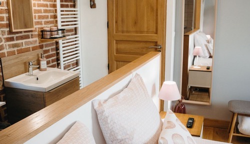 Romantic Double Room, 1 Queen Bed, Garden View (Cocoon)