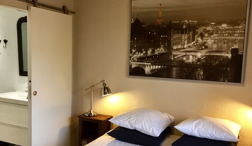 Standard Double Room, Ensuite (1st floor)