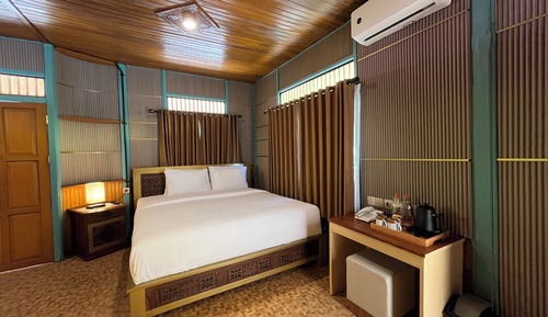 Deluxe Double Room, Garden View