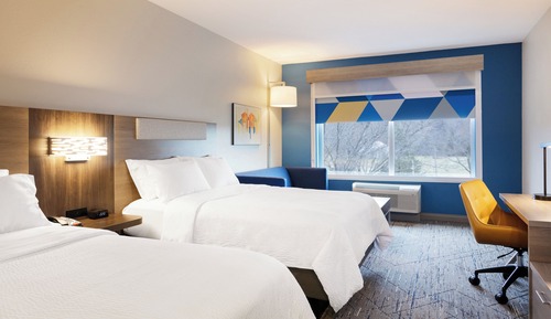 Suite, 2 Queen Beds, Accessible Bathtub (Mobility)
