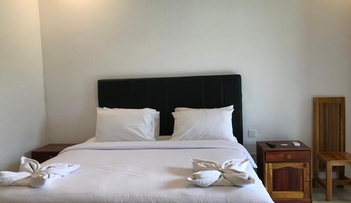 Basic Double Room, Balcony, Courtyard View