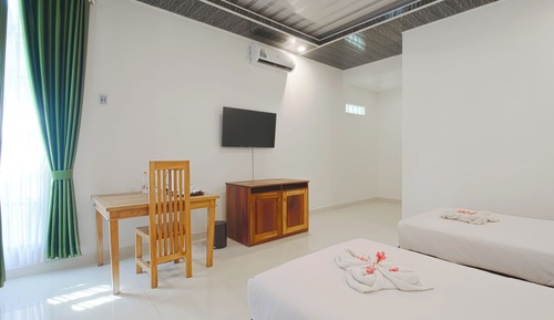 Twin Room, Balcony, Courtyard View