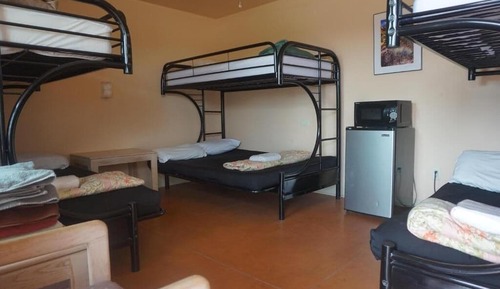 Basic Triple Room, Patio, Mountain View