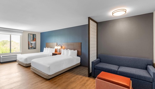 Room, 2 Queen Beds, Mobility Accessible, Non Smoking