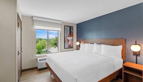 Standard Room, 1 King Bed, Non Smoking