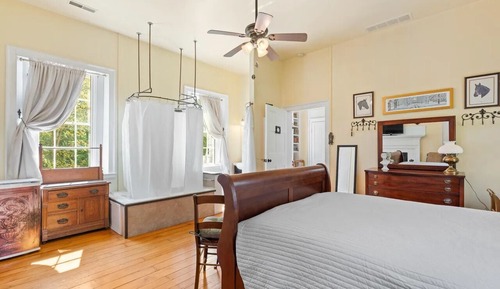 Studio Suite, 1 Queen Bed, Non Smoking, Kitchenette