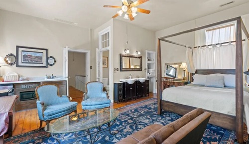 Studio Suite, 1 Queen Bed, Non Smoking, Kitchenette