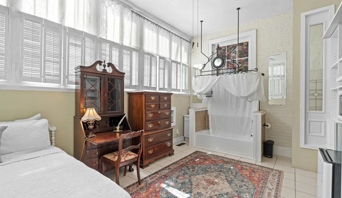Room, 1 Queen Bed, Non Smoking, Microwave