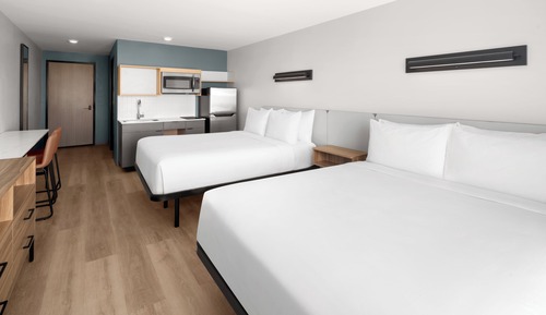 Studio, 2 Queen Beds