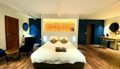 Double Room, Pool View