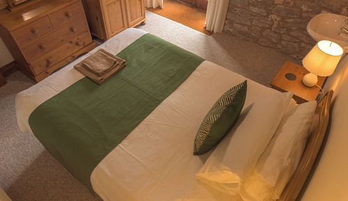 Single Room, Shared Bathroom