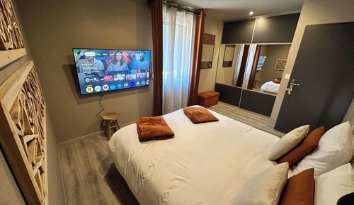 Deluxe Double Room, Garden View