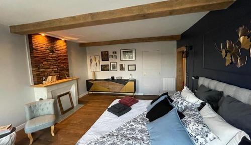 Deluxe Room, City View