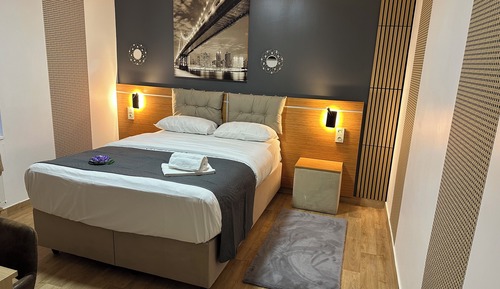 Classic Double Room, City View