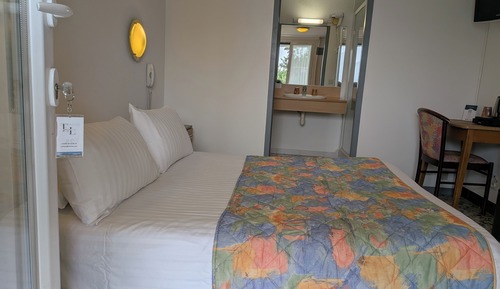 Economy Double Room, 1 Double Bed, Pool View