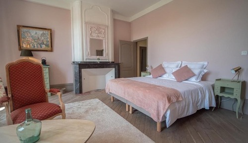 Deluxe Double Room, Courtyard View