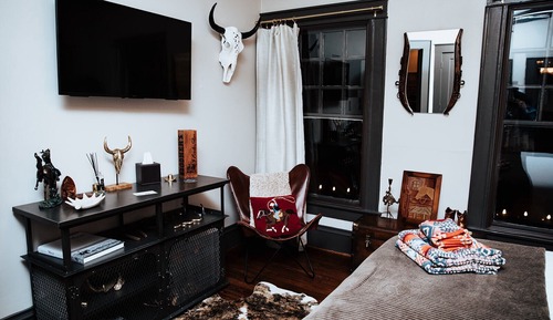 Luxury Double Room, 1 King Bed, Private Bathroom